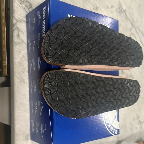 Birkenstock light rose Arizona Suede Sandals - Picture 4 of 5